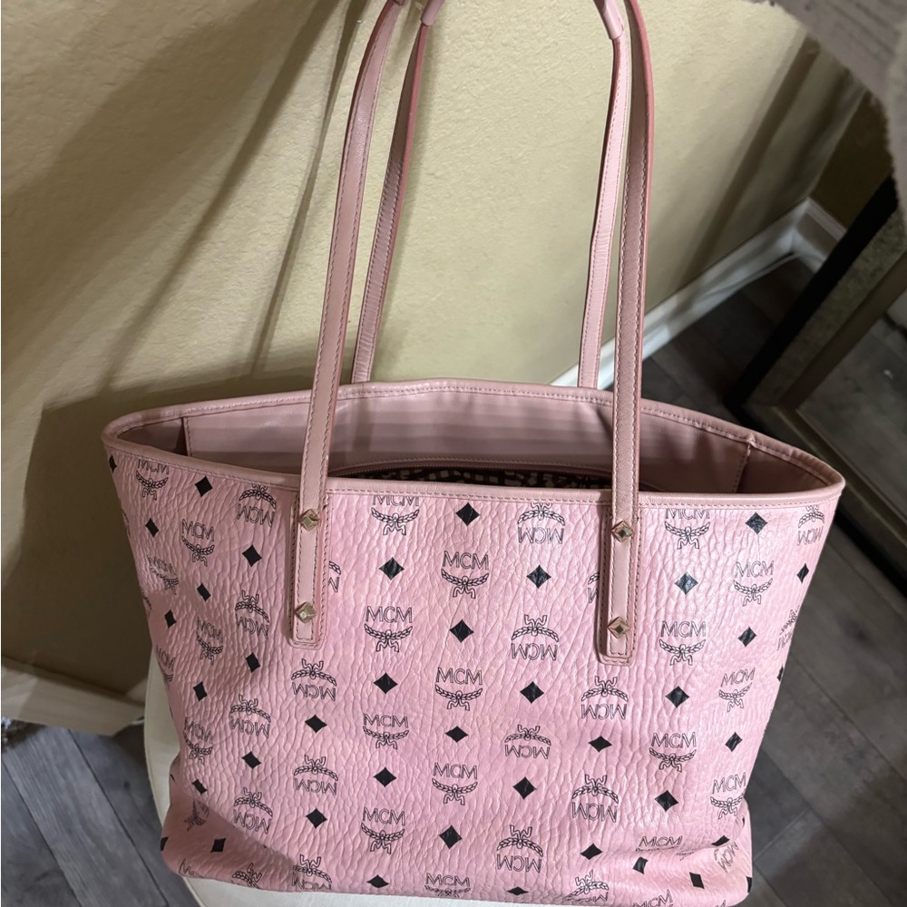 PINK MCM TOTE BAG AUTHENTIC WITH MINI POUCH